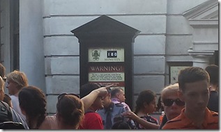The line for Gringotts