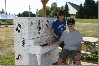 Piano in Cochrane
